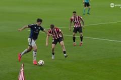 馬奎爾邊路閃轉騰挪后送助攻，網友：他在這個位置比加納喬更好