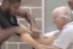 傳奇教頭謝幕！波波維奇名場面：訓練期間暴打鄧肯