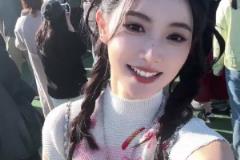 嗨起來！美女主播金佳悅參加草莓音樂節(jié)活動(dòng)~