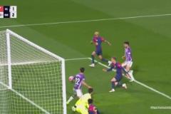 錯失良機！馬丁后點頭球擺渡！亞馬爾打空門遭門線解圍！