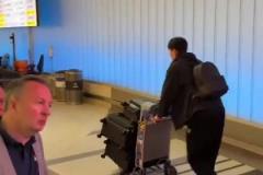 去沖擊夢想吧！楊瀚森已經(jīng)平安落地洛杉磯