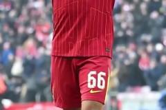 詹俊：阿諾德并非經(jīng)濟(jì)目的去伯納烏，皇馬提供的工資沒有續(xù)約高