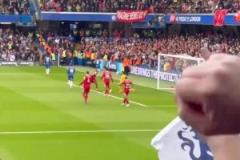 越來越好了！多角度現場直拍切爾西球迷對恩佐進球的瘋狂反應！