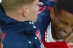 太暴力了！阿森納：這球，誰來都沒有用！