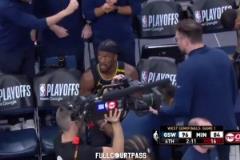 燃盡！昨日暫停一工作人員想和巴特勒交談，巴特勒回應：我聽不見，我太累了