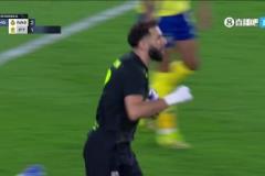 吉達聯合扳回一城！本澤馬高高躍起頭球破門！