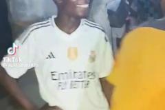 維尼修斯+愛德華茲！？老哥這是皇馬和森林狼合體了啊