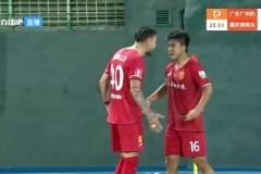 真性情！張志雄為重慶隊進球后，亮出廣州隊隊標護腿板