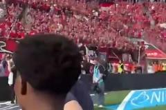 皇馬球迷抗議，怒斥球員&要求弗洛倫蒂諾引咎辭職