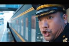 補時階段比分3:2，崔康熙保留兩人換人名額，替補球員都緊張了