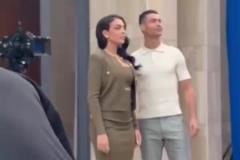 神仙眷侶 ！C羅和喬治娜一起拍廣告，眼神中滿滿的愛意