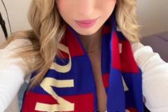 巴薩女球迷顏值真不錯(cuò)~還配著BGM：不~不~不~