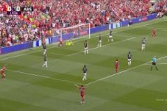 左路無人防，加克波頭球破門，張路：厄德高半吊子，要過去又不去