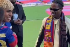 登貝萊邊剃頭邊看國家德比：這支巴薩還是我當年呆的那支嘛