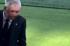 楚阿梅尼手球判點被取消后雙方球員的反應