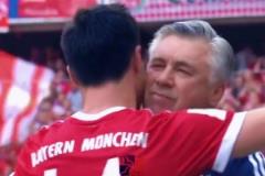 8年前阿隆索告別賽，安切洛蒂提前讓阿隆索下場享受全場球迷鼓掌