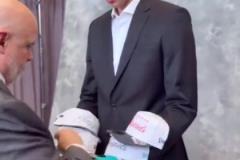 半路殺出獨行俠！弗拉格手拿爵巫蜂鶘帽子 結果四隊全部落空