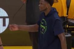 楊瀚森對(duì)比同期的王哲林，到底誰(shuí)的表現(xiàn)更加驚艷?