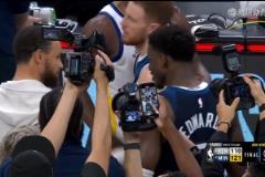 率隊強勢挺進西決！華子賽后與庫里和巴特勒相繼擁抱！