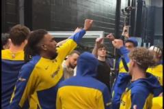 勇士本賽季最后一次出征儀式，不知道今年夏天誰走誰留？？？