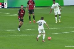 莫德里奇外圍遠射勢大力沉！馬洛卡門將飛身單掌撲出！