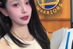 賽后梨花帶雨掩面哭泣！女主播辰辰：勇士，下個賽季再見啦