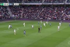 多打一人慘遭絕平！阿賈克斯2-2戰平格羅寧根，4輪不勝送出榜首！