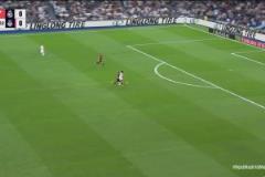 開場錯失良機！居勒爾送直塞，恩德里克單刀打門被撲出！