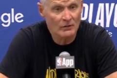 淘汰勇士晉級西部決賽，賽后采訪愛德華茲與蘭德爾、康利整活