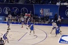 湖人球迷眼饞：楊瀚森這么扎實的內線技術，湖人要不要考慮一下？