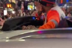 7旬老尼蜜！斯派克-李和全城紐約球迷慶祝尼克斯殺進東決