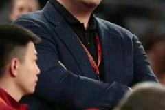 楊毅爆料：歸化李凱爾是CBA某國企出錢辦的，之后想再用他還得再給錢