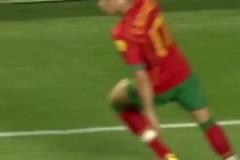 鮮衣怒馬少年時(shí)！17號(hào)的國家隊(duì)C羅是怎么踢球的？