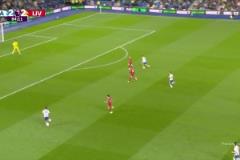 利物浦被反超！三笘薰策動(dòng)奧萊利助攻，辛謝爾伍德輕松推射破門