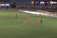 這都不進啊，鐘義浩面對超級大單刀把球踢到了門將身上