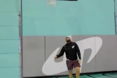 和東契奇玩單挑是什么體驗(yàn)？根本防不住啊！