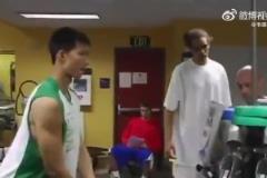 07年夏天易建聯(lián)為雄鹿試訓(xùn)的視頻！楊瀚森若有這手投籃就完美了