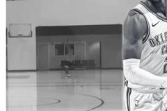 新老對決！此前訓練營KD，杰倫格林和切特一起打球！